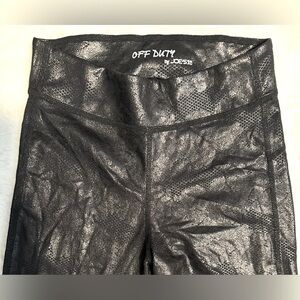 Joes Off Duty Snakeskin Leggings Size Small | Black NWOT